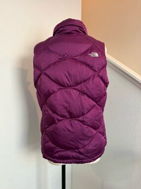 The North Face 550 Down Full Zip Quilted Puffer Vest Purple Women's large